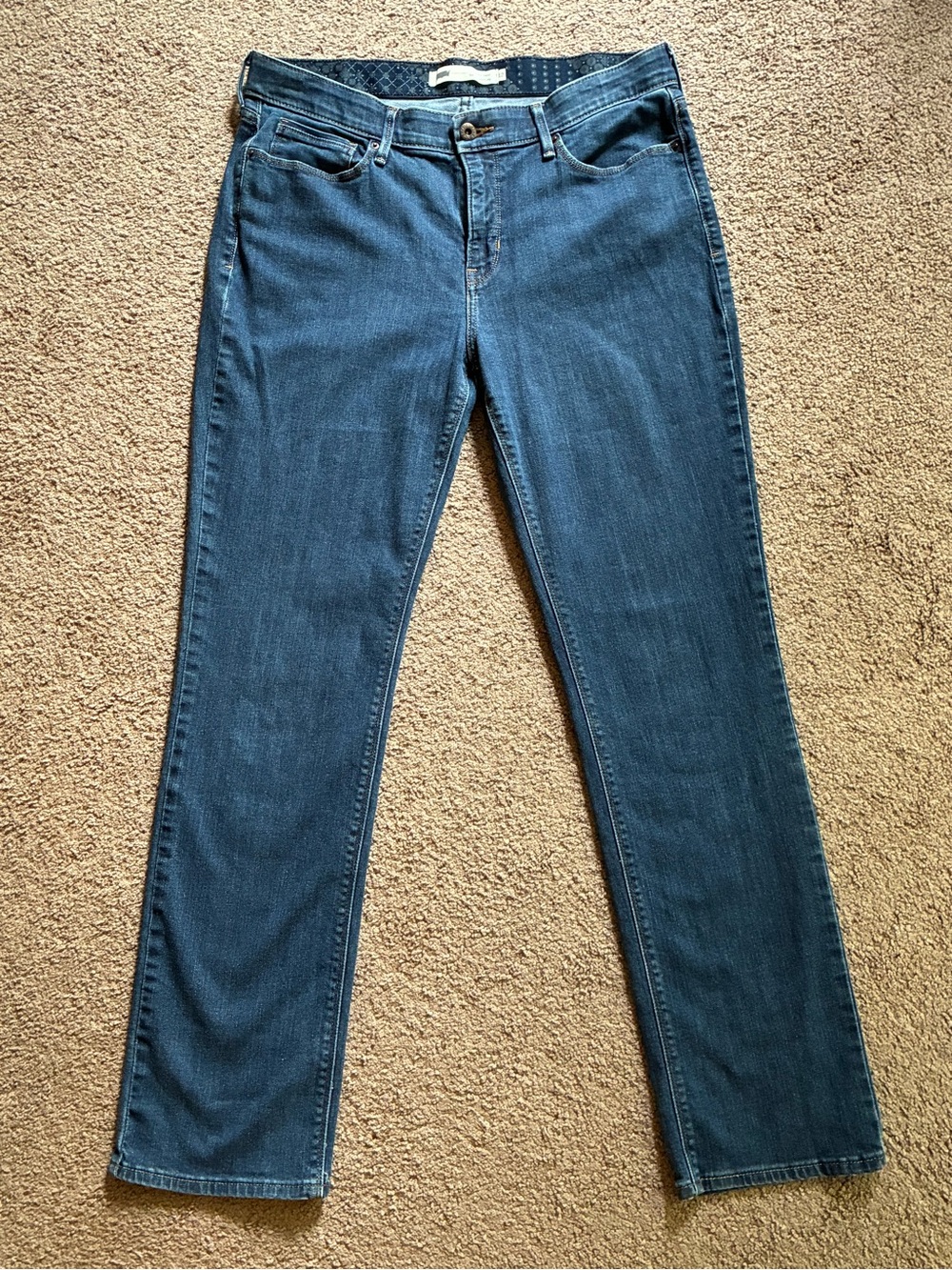 Levi's Women's Straight-Leg Jeans - Blue